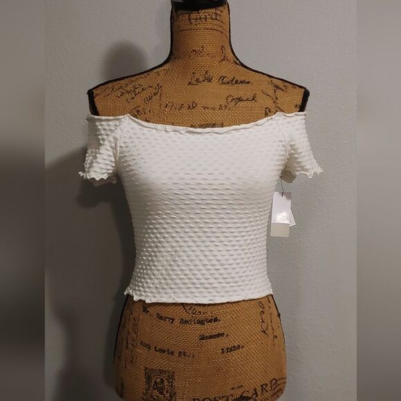 NWT BP Lettuce Hem Textured Stretch Off Shoulder Crop Top Sz M (runs small!) - Picture 11 of 11
